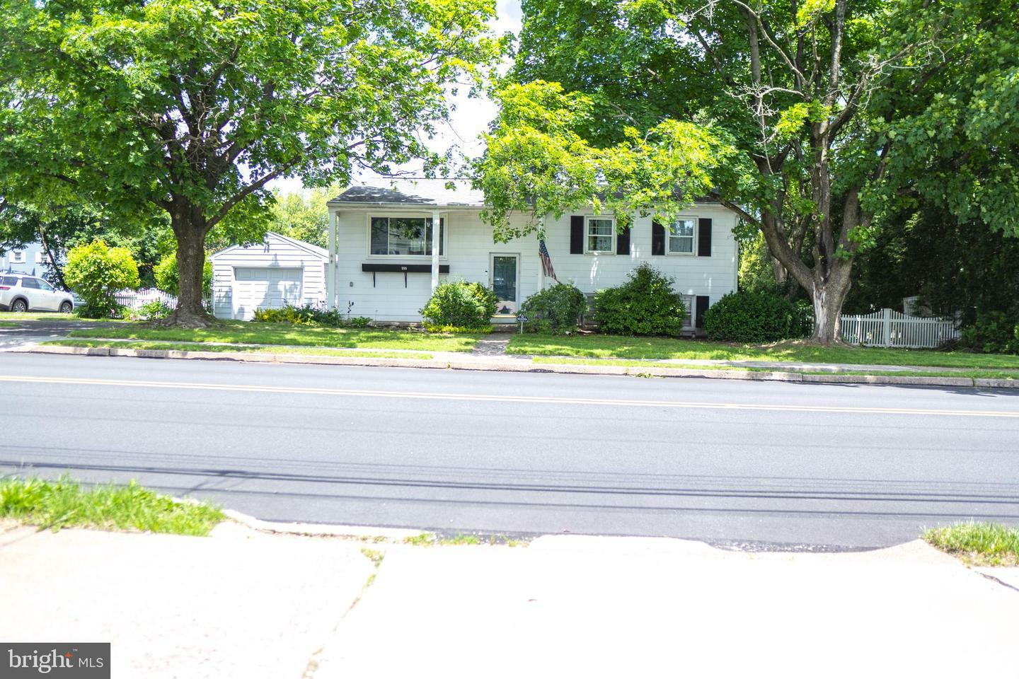 555 Mervine Street  Pottstown PA 19464 photo
