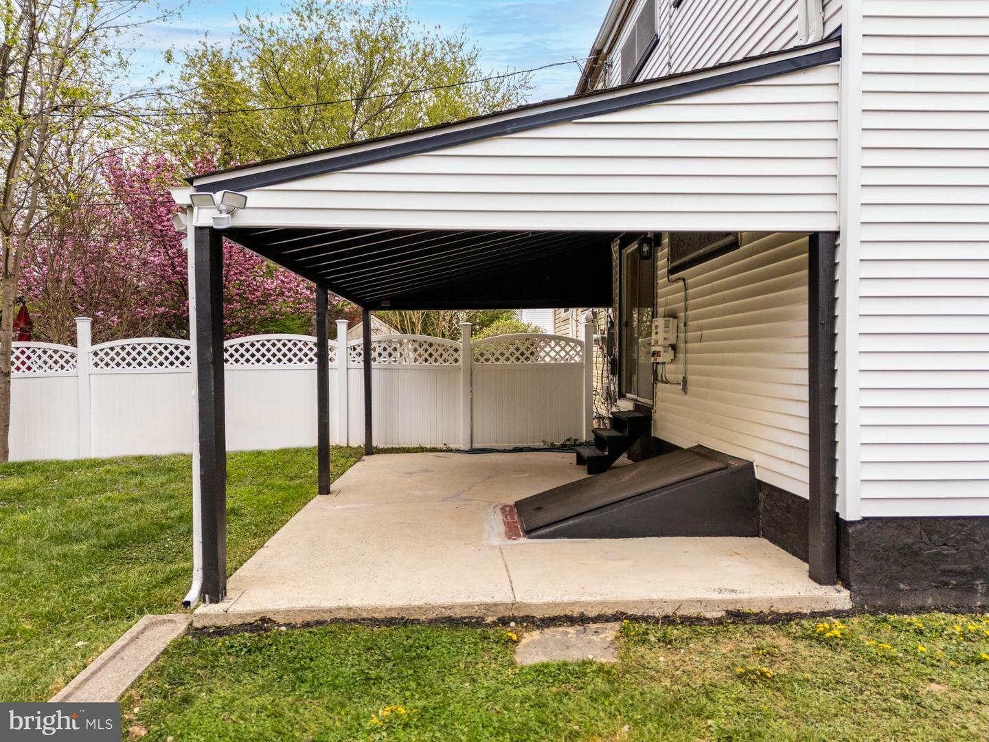 Property Photo:  1400 Arline Avenue  PA 19001 