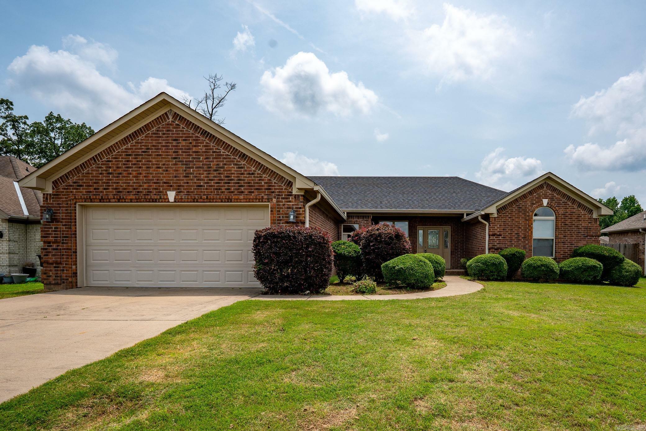 Property Photo:  5801 Base Meadows Drive  AR 72076 