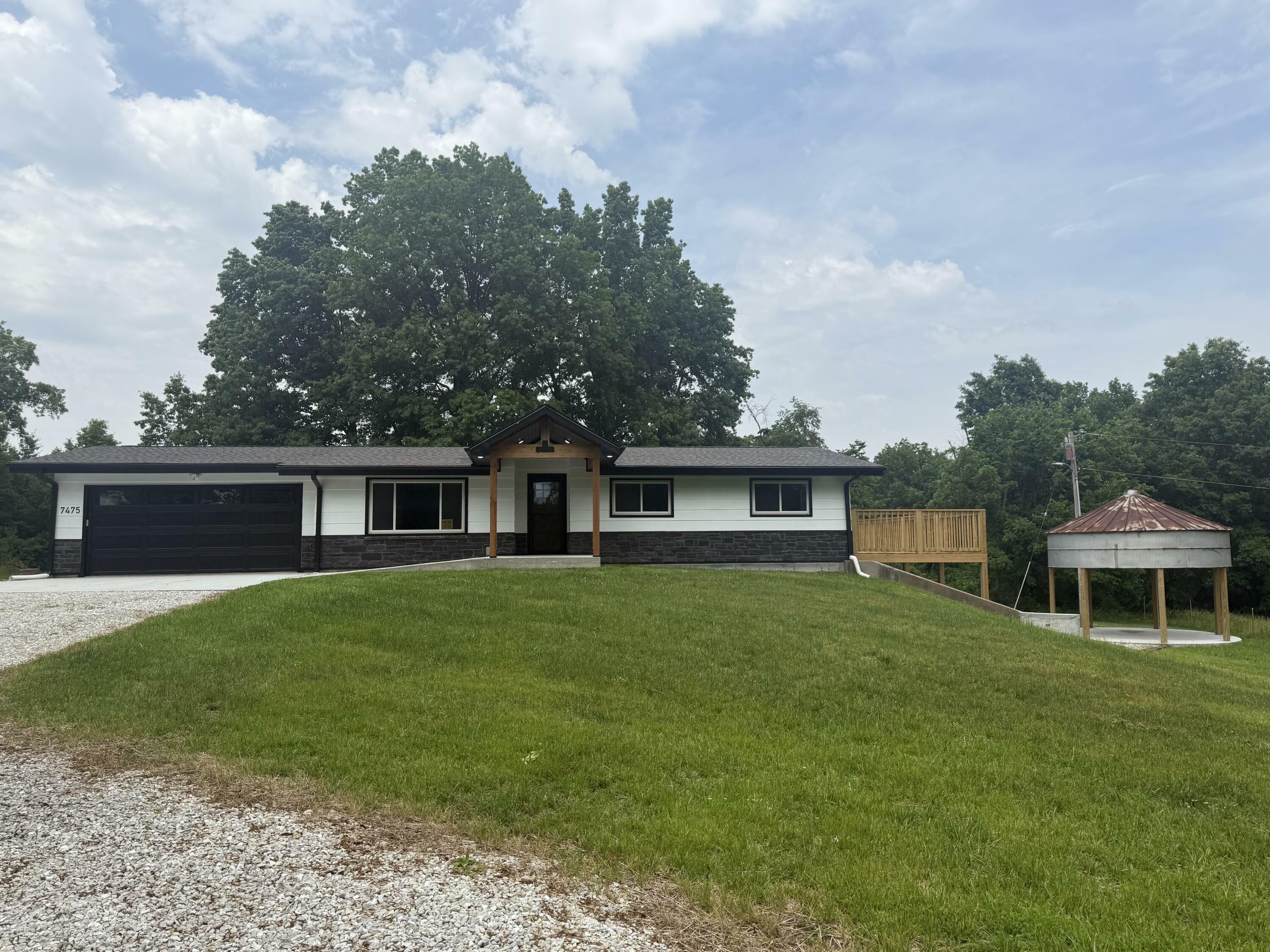 Property Photo:  7475 E Lost Woods Ln  MO 65240 