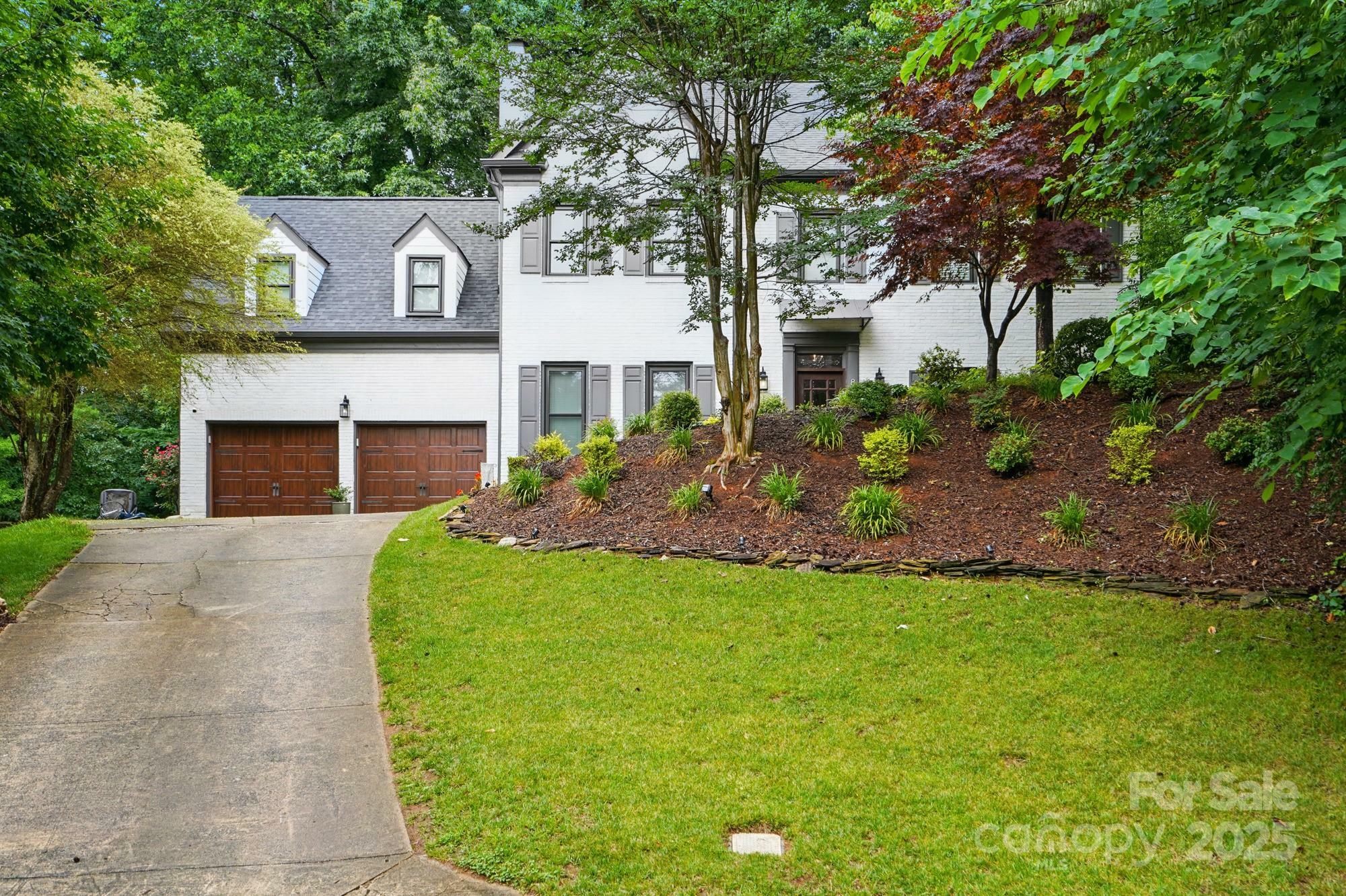Property Photo: 8708 Piccone Brook Lane NC 28216