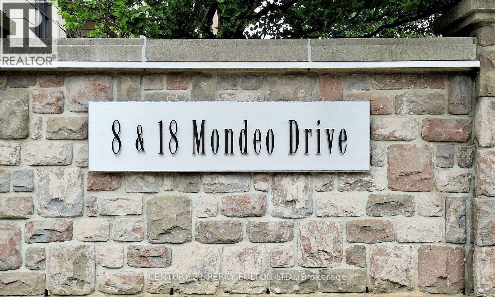 Property Photo: 8 Mondeo Drive 1413 ON M1P 5C7
