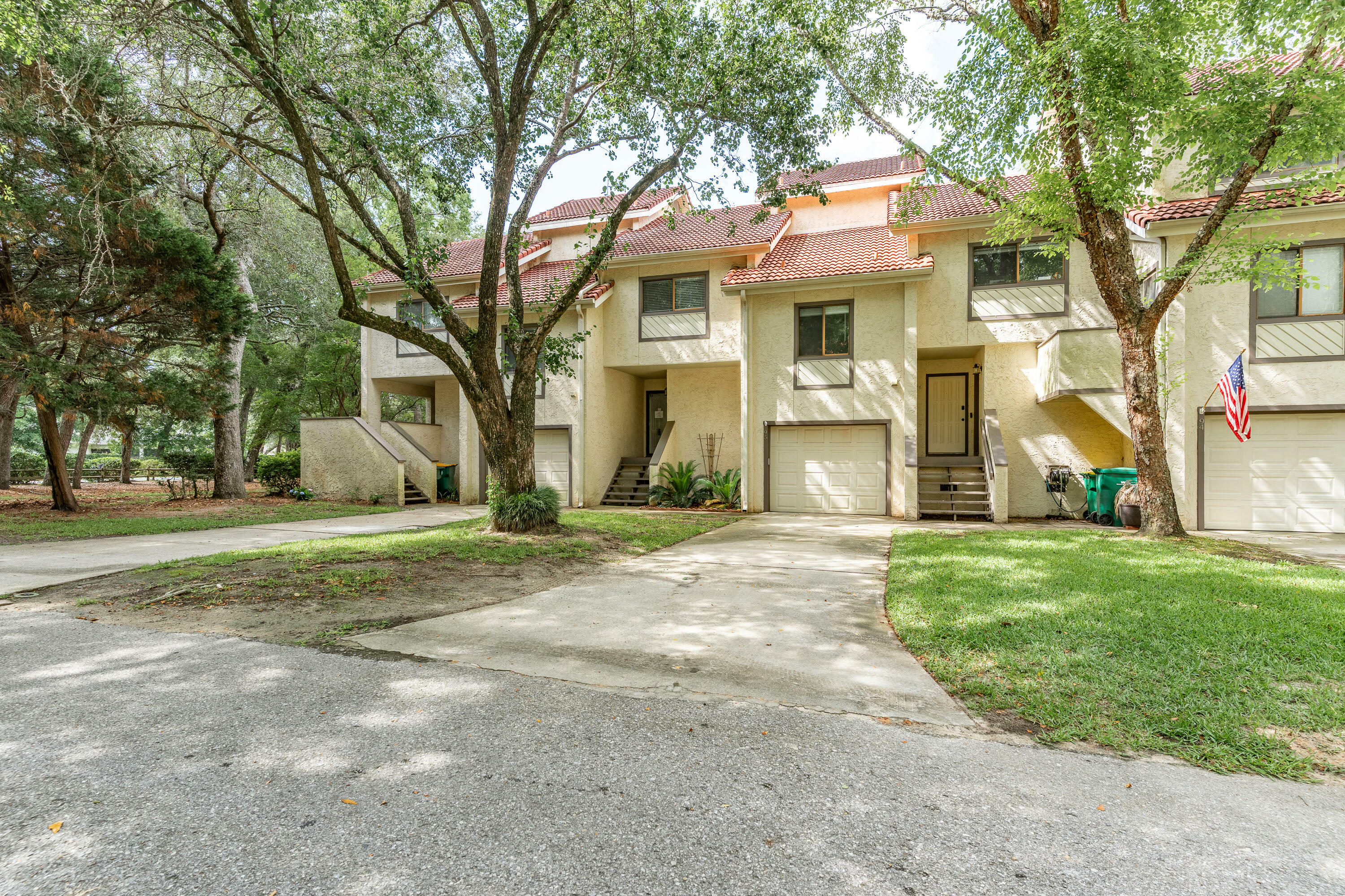 Property Photo: 95 Marina Cove Drive FL 32578