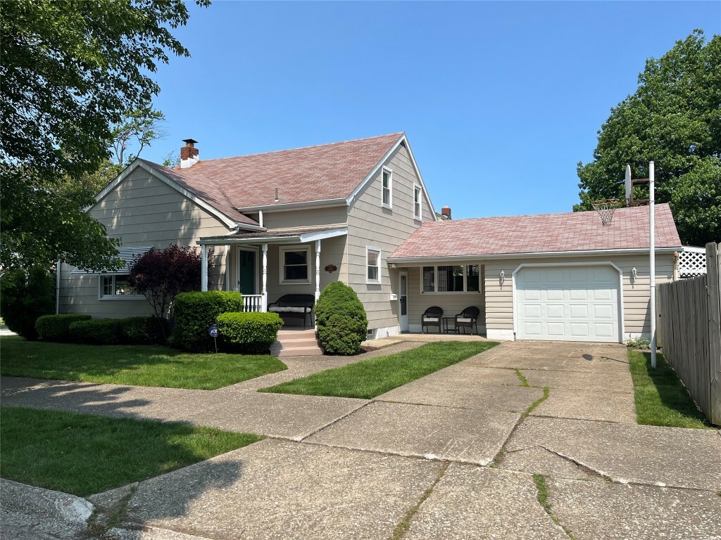1360 W 35th Street  Erie PA 16508 photo