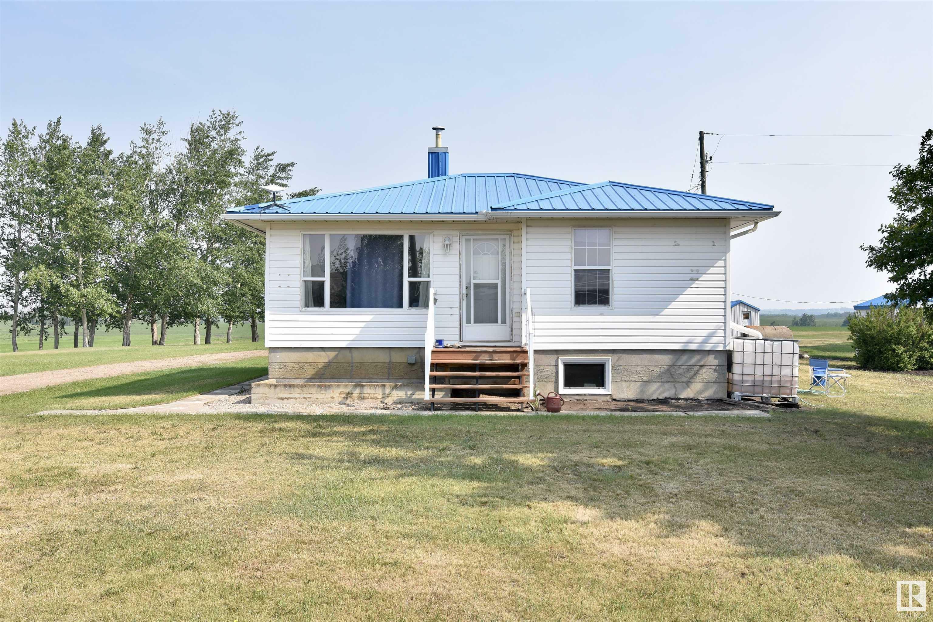 114076 Twp Rd 554  Rural Two Hills County AB T0A 4K0 photo