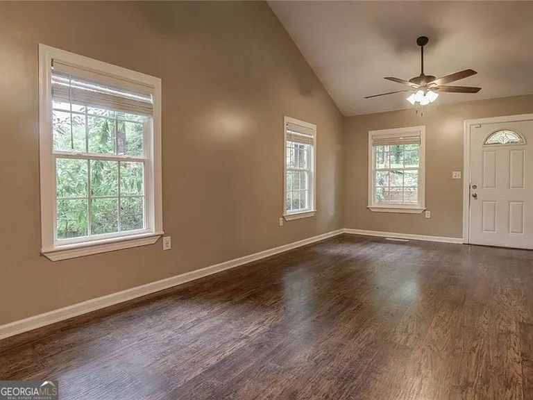 Property Photo: 686 Center Hill Avenue Northwest Avenue NW GA 30318