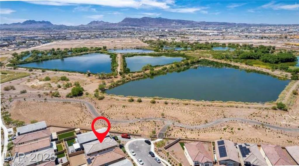 Property Photo: 330 Spring Dove Avenue NV 89011