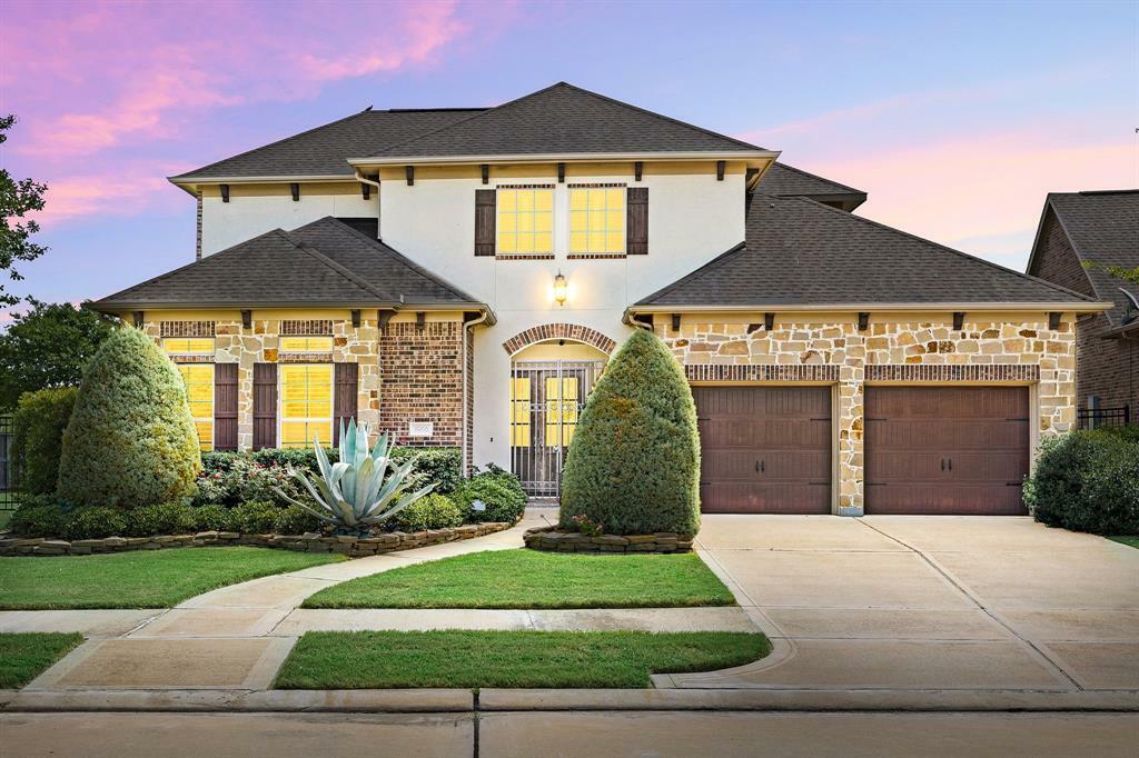 Property Photo: 11003 Flanker Way TX 77407