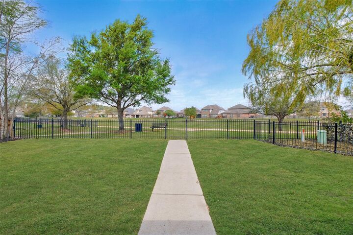Property Photo:  9034 Cedar Run Falls  TX 77375 