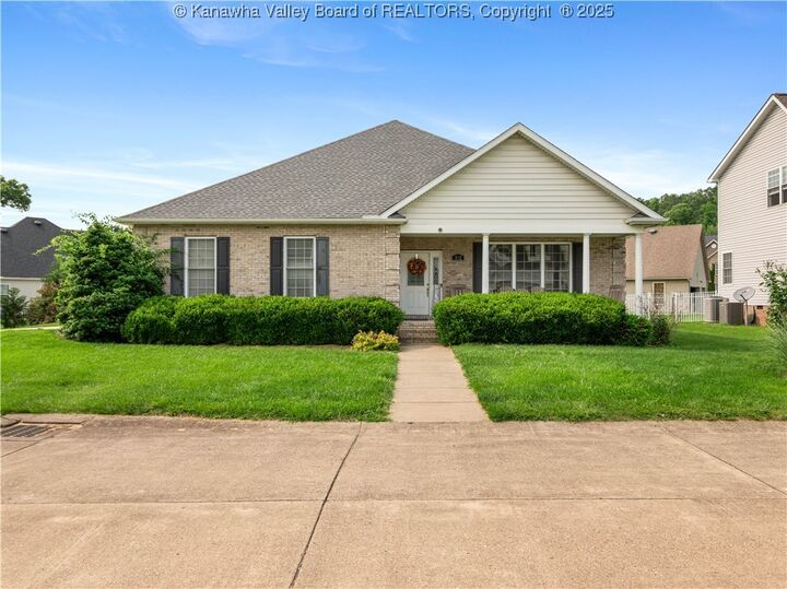 182 Glen Oaks Court  Hurricane WV 25526 photo