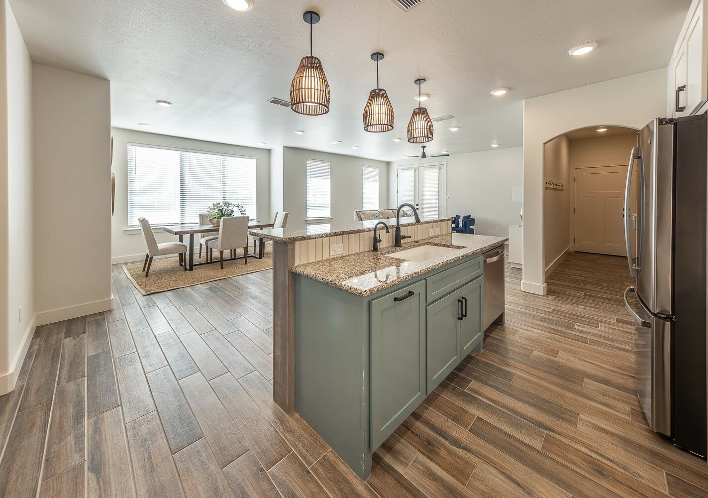 Property Photo: 4347 N Boston Avenue TX 79415