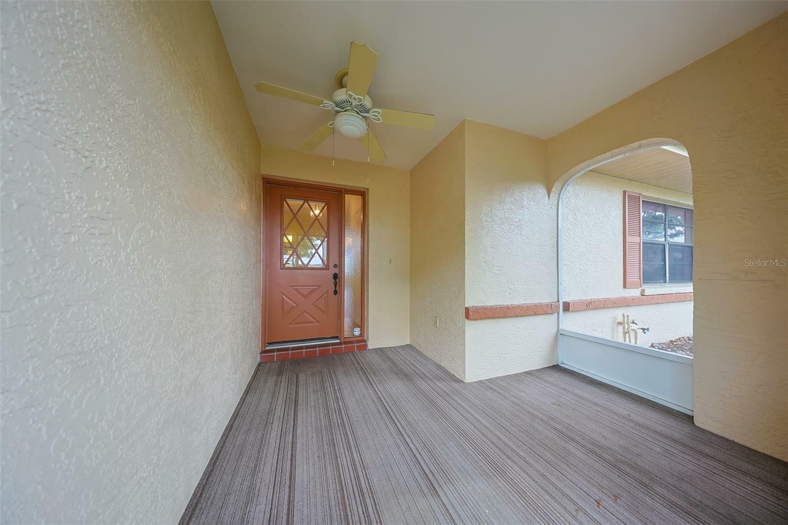 Property Photo: 1508 Ingram Drive 20 FL 33573