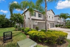 Property Photo: 1395 White Fox Run FL 33549