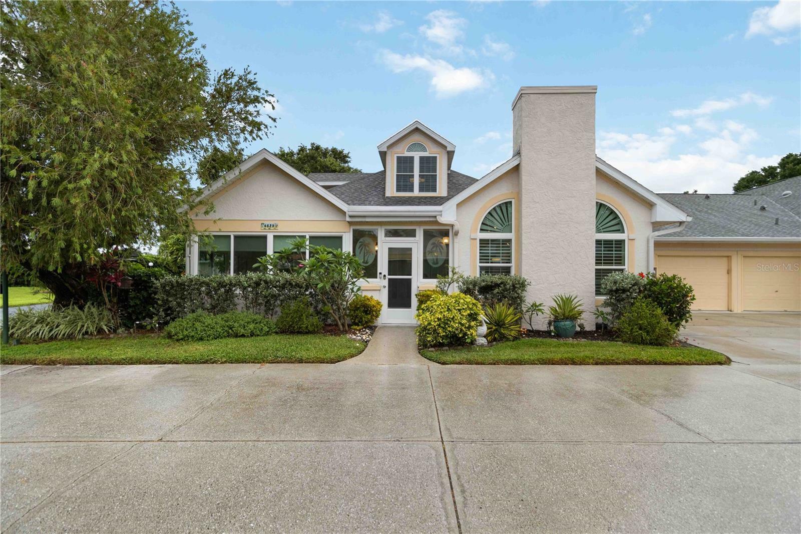 Property Photo: 4629 Whirlaway Drive B FL 34233