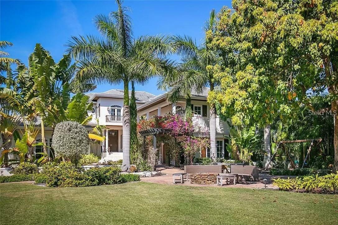 Property Photo: 1435 Westway Drive FL 34236