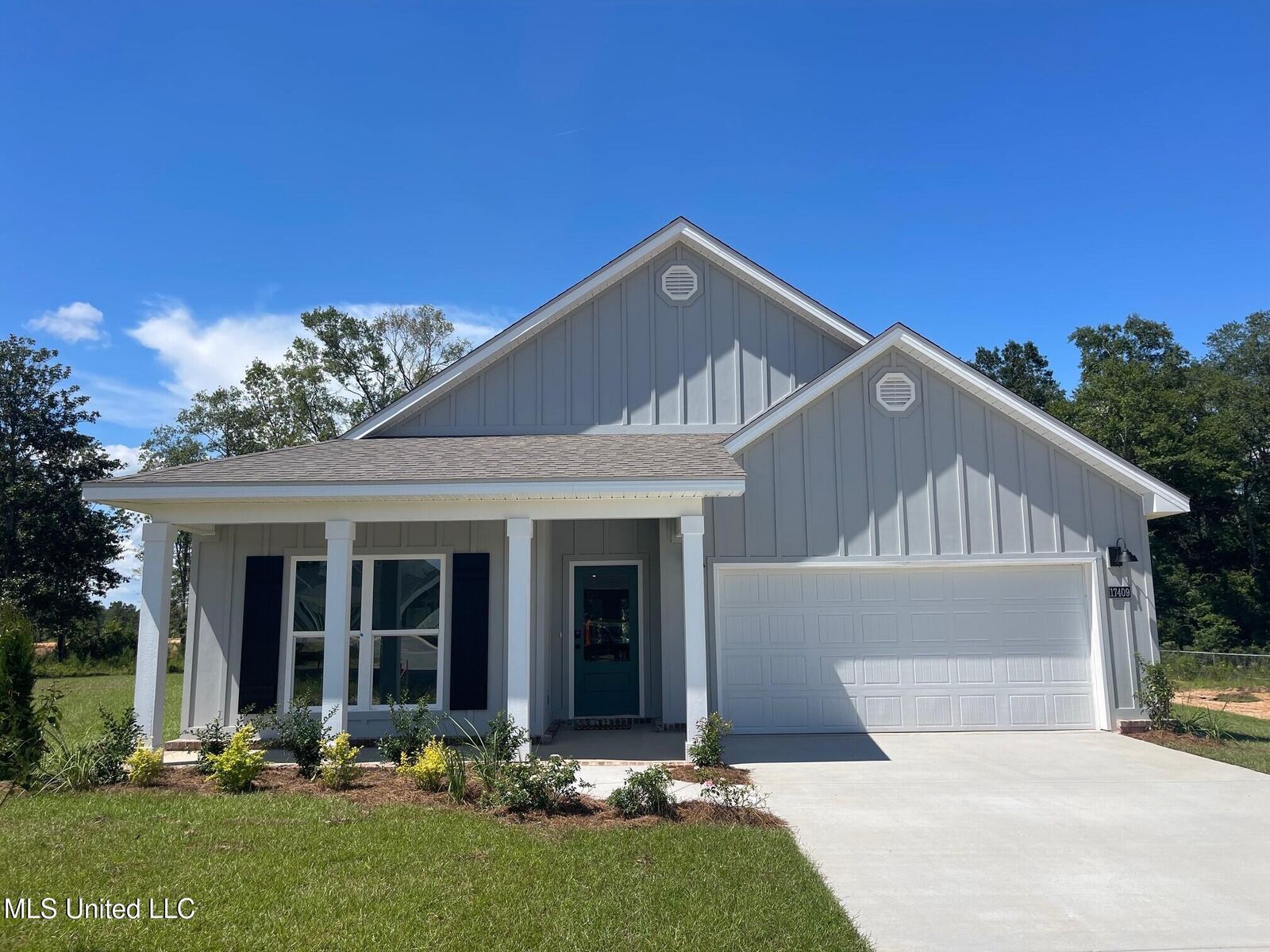 Property Photo:  17409 Willow Cove  MS 39574 