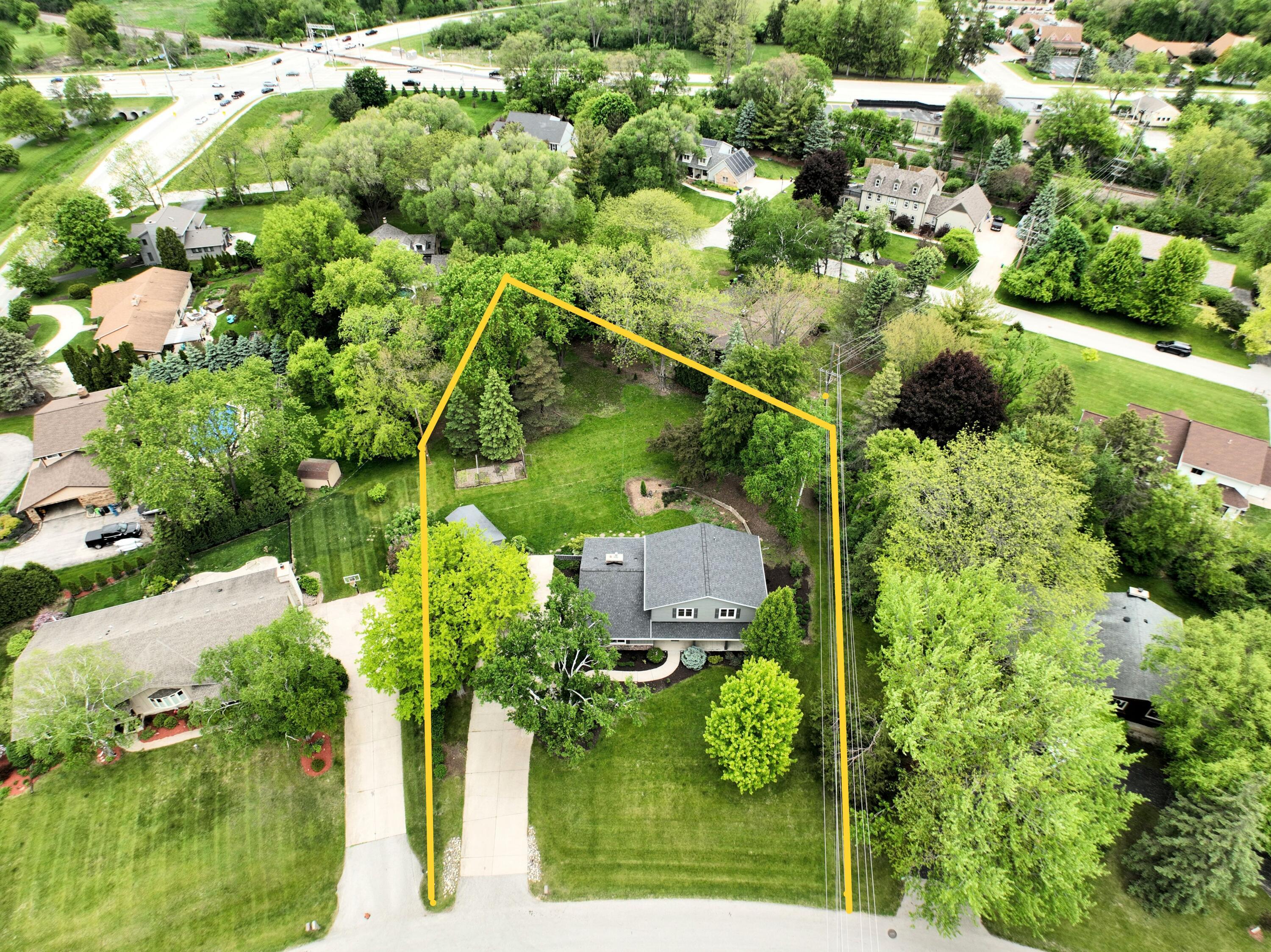 Property Photo:  15710 Kata Dr  WI 53122 