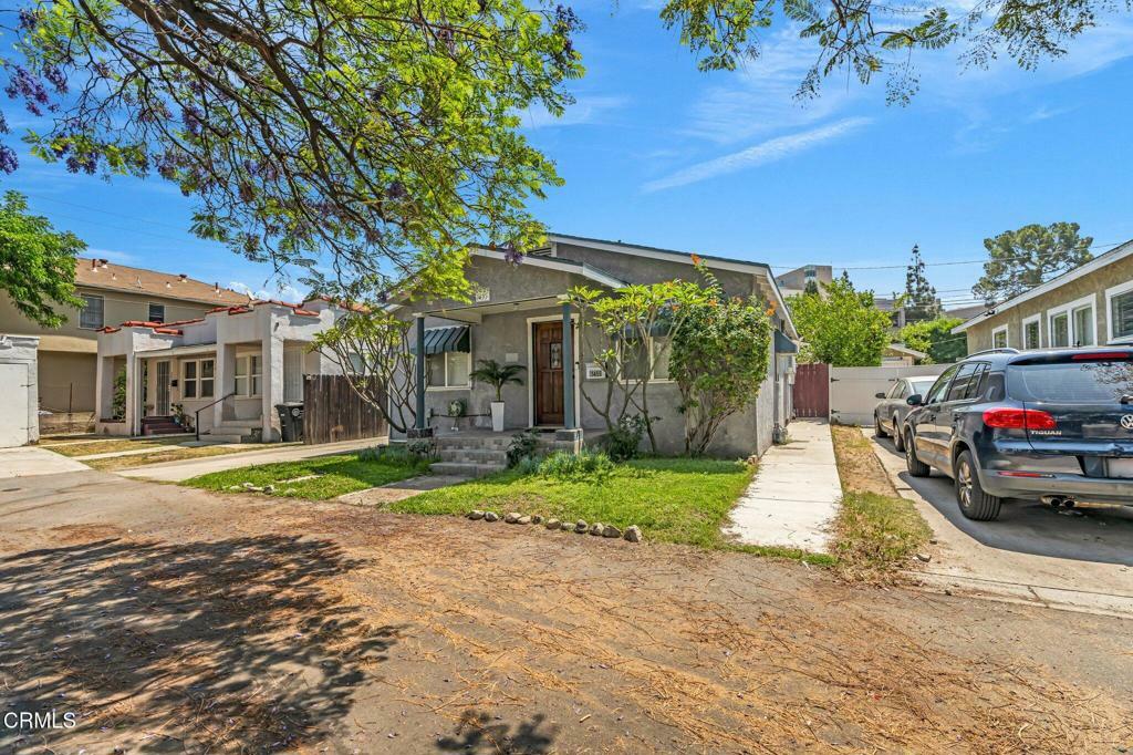 Property Photo: 1455 E California Avenue CA 91206