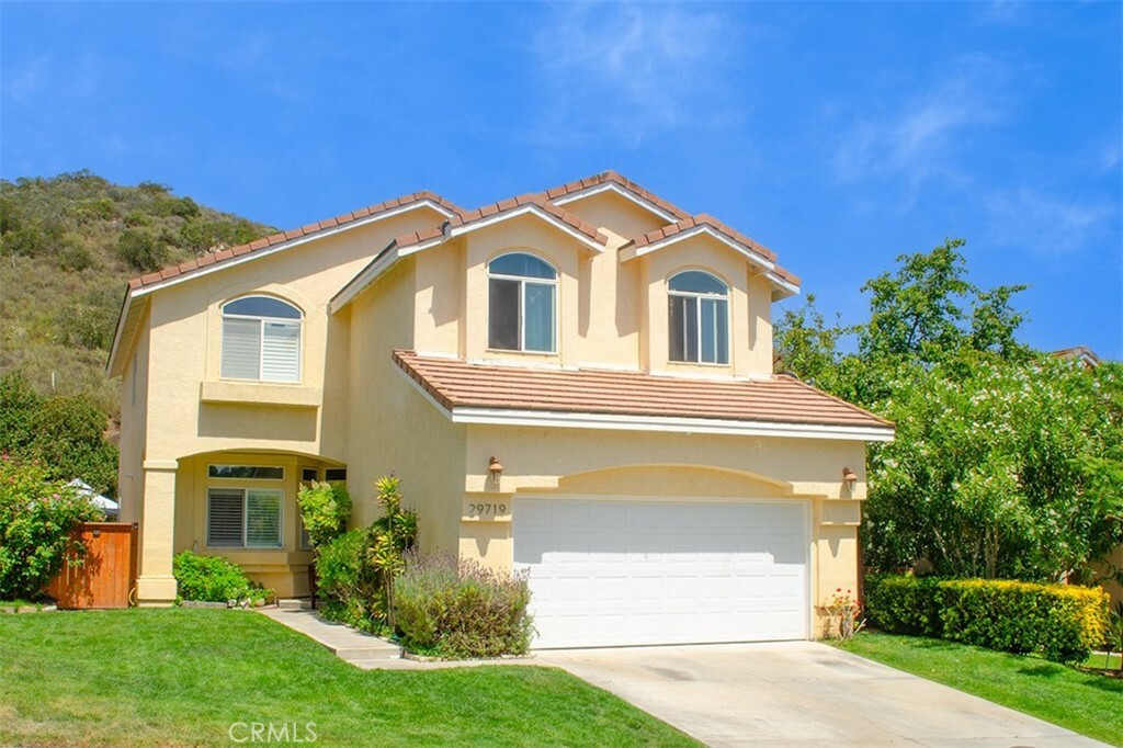 Property Photo:  29719 Platanus Drive  CA 92026 