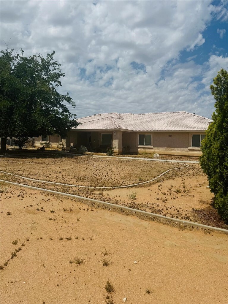 Property Photo: 15434 Erie Road CA 92307