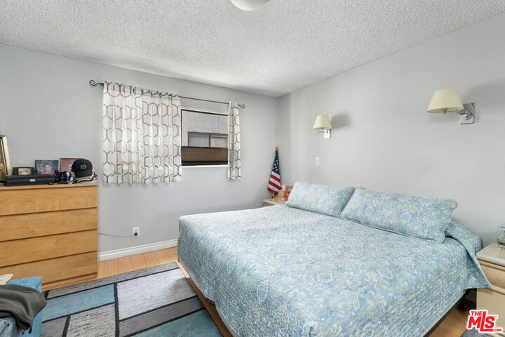 Property Photo: 1113 Thompson Avenue CA 91201