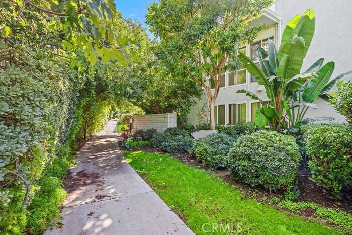 Property Photo:  2119 Via Puerta Q  CA 92637 