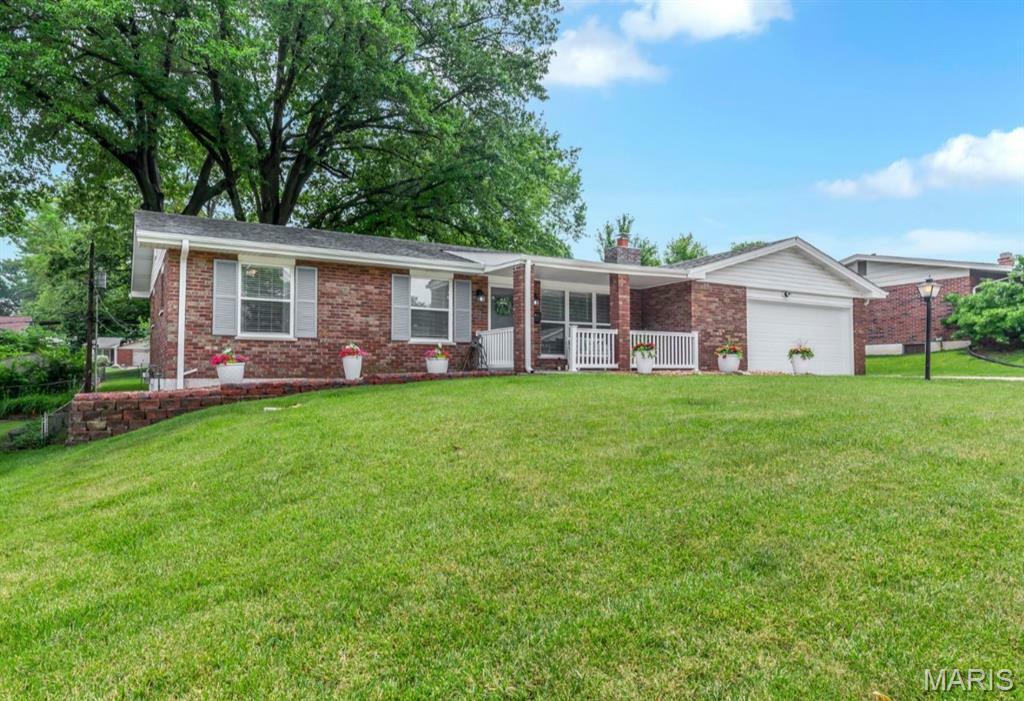 Property Photo: 208 Canary Lane MO 63301