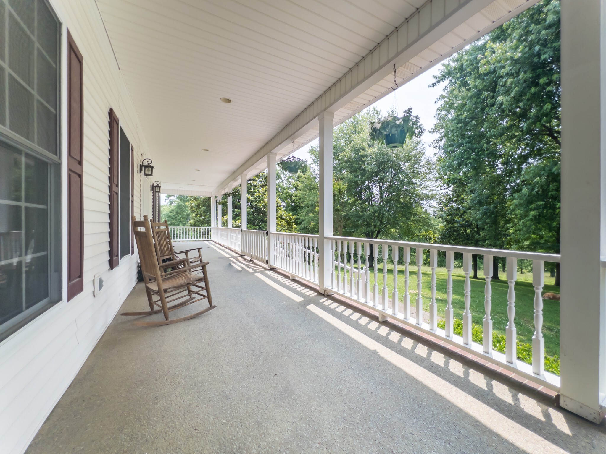 Property Photo: 904 Weeping Willow Rd TN 37075