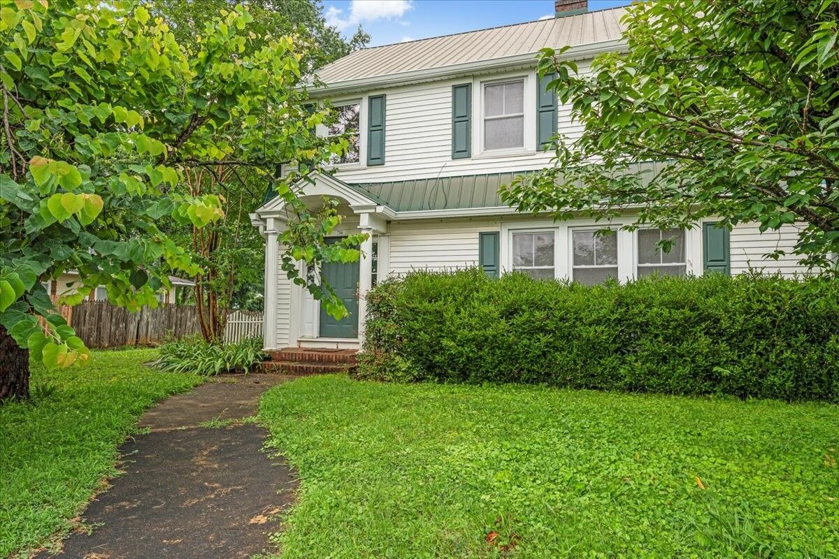 Property Photo: 412 Cumberland St E TN 37318