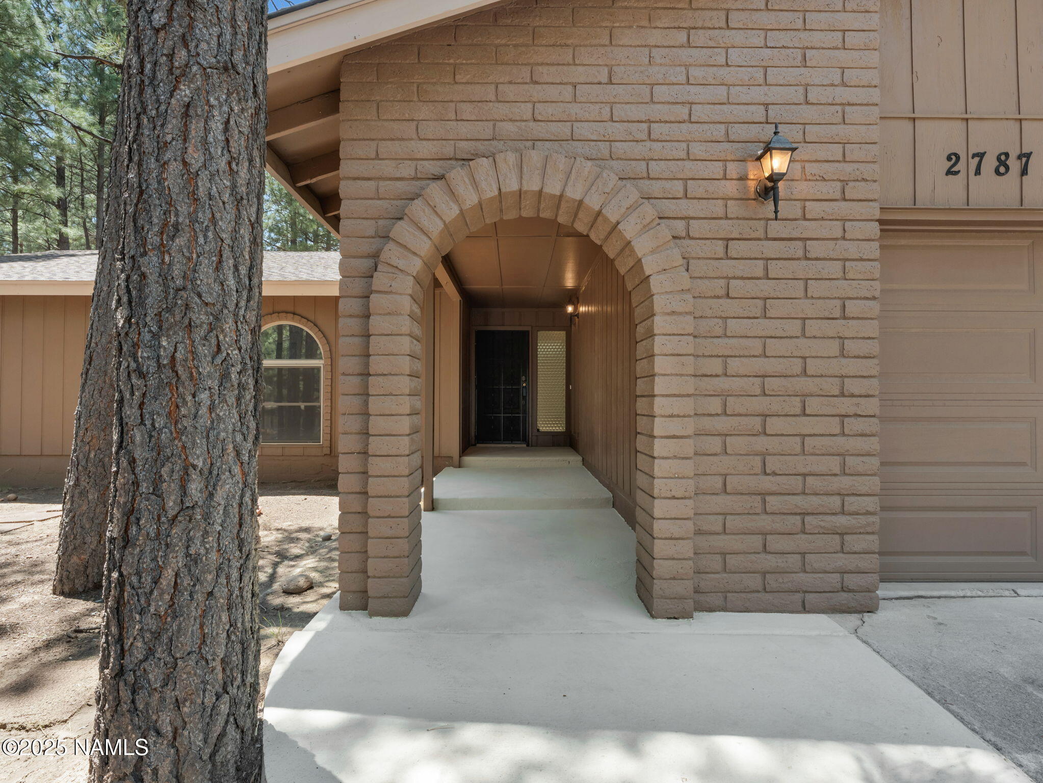 Property Photo: 2787 N Pebble Beach Drive AZ 86004