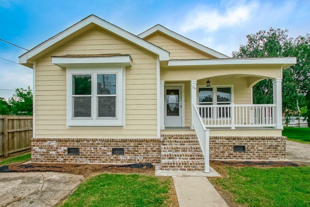 Property Photo: 70 Old Hickory Street LA 70043