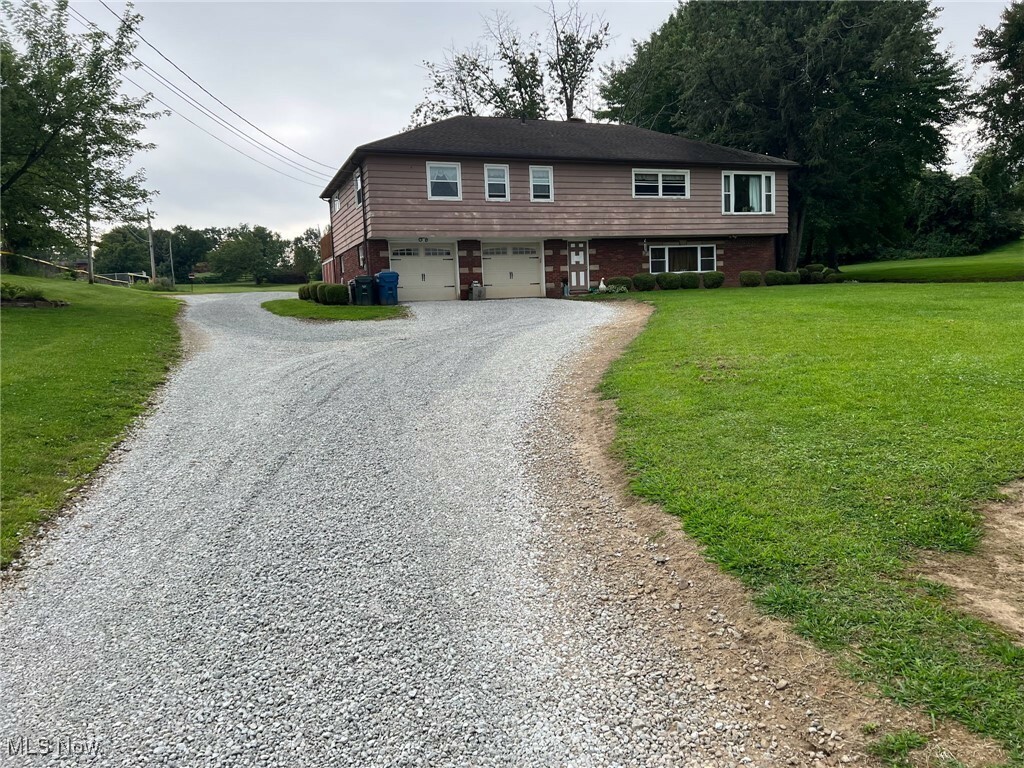 Property Photo: 988 E Turkeyfoot Lake Road OH 44312
