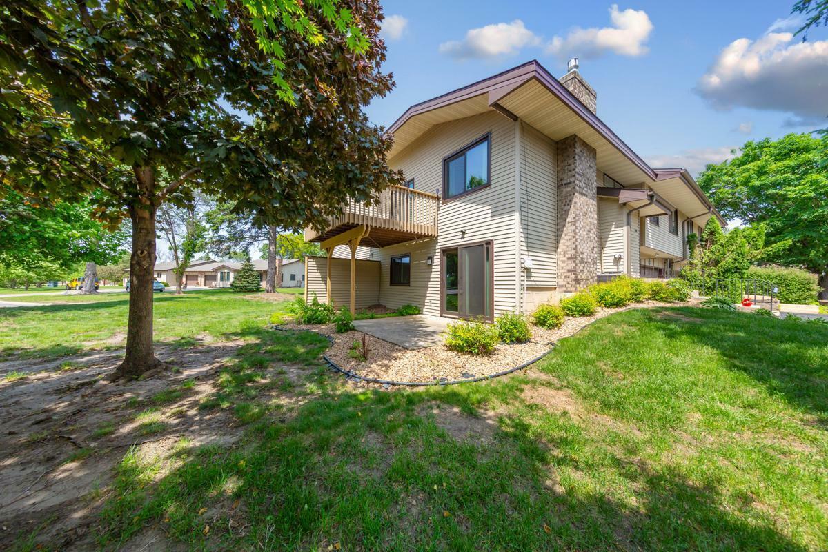 Property Photo: 1508 Pheasantwood Trail MN 55057
