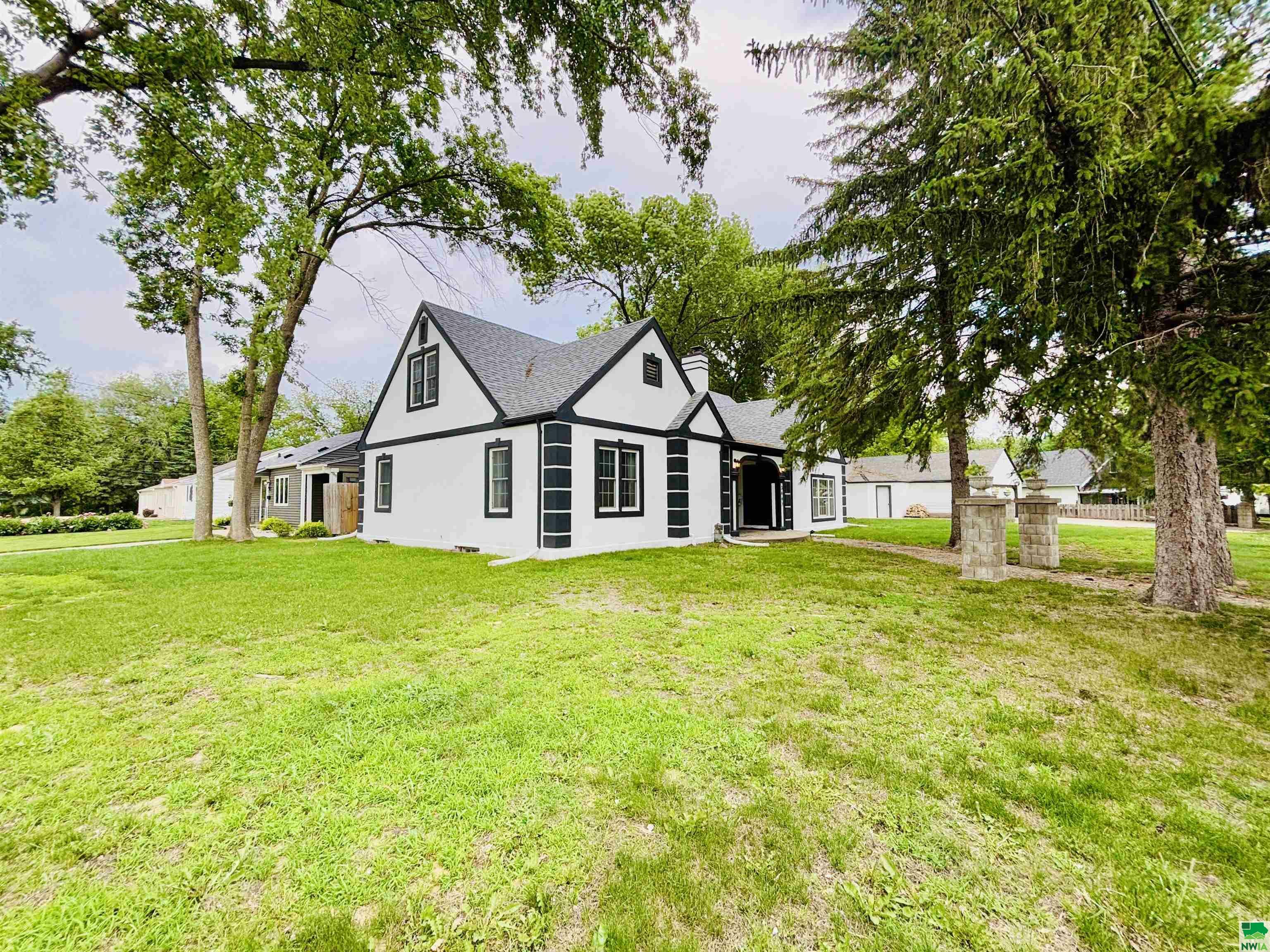 Property Photo: 3447 Concordia Dr. IA 51104
