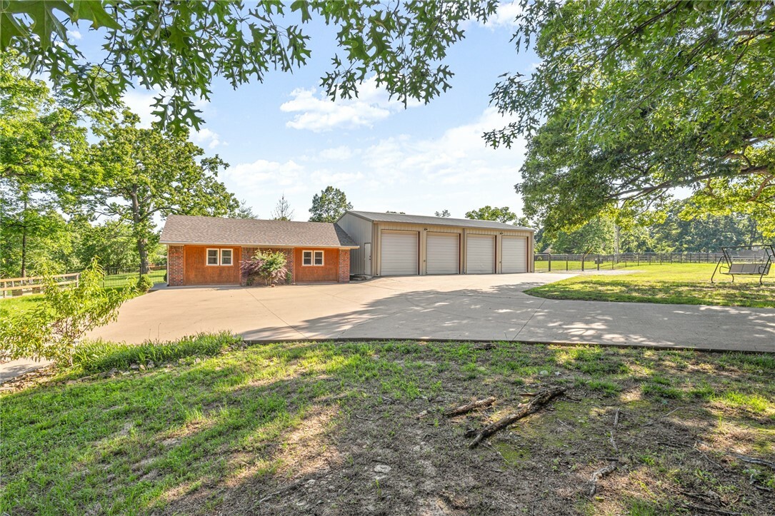 Property Photo: 3307 NW 3rd Street AR 72712