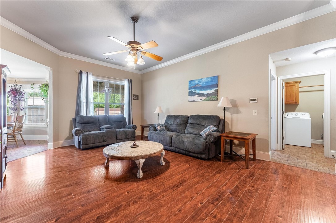Property Photo: 4931 Dogwood AR 72762