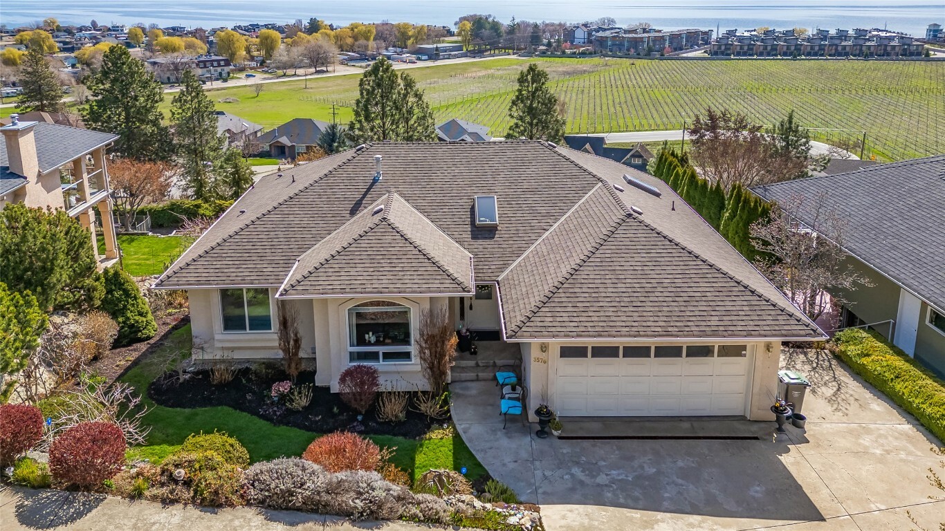 3576 Apple Way Boulevard  West Kelowna BC V4T 1Y7 photo