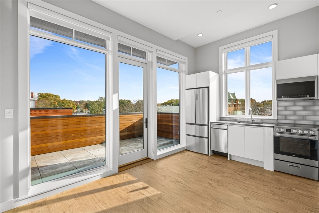 Property Photo:  524 Main Street 10  MA 02176 