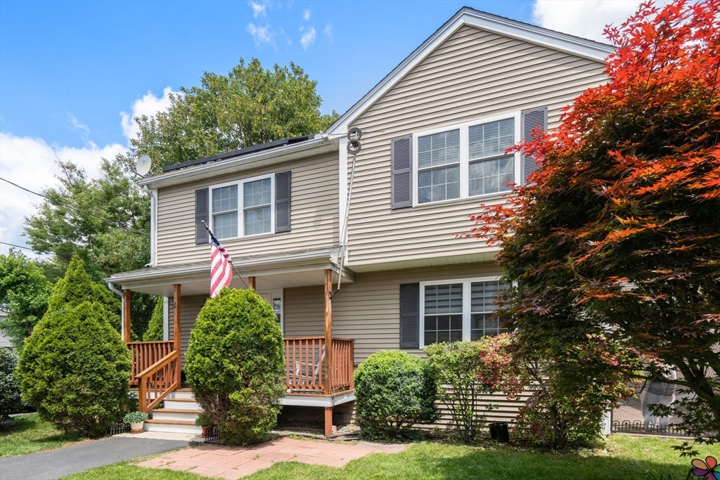 Property Photo: 55 W. 3rd Street 3 MA 01850