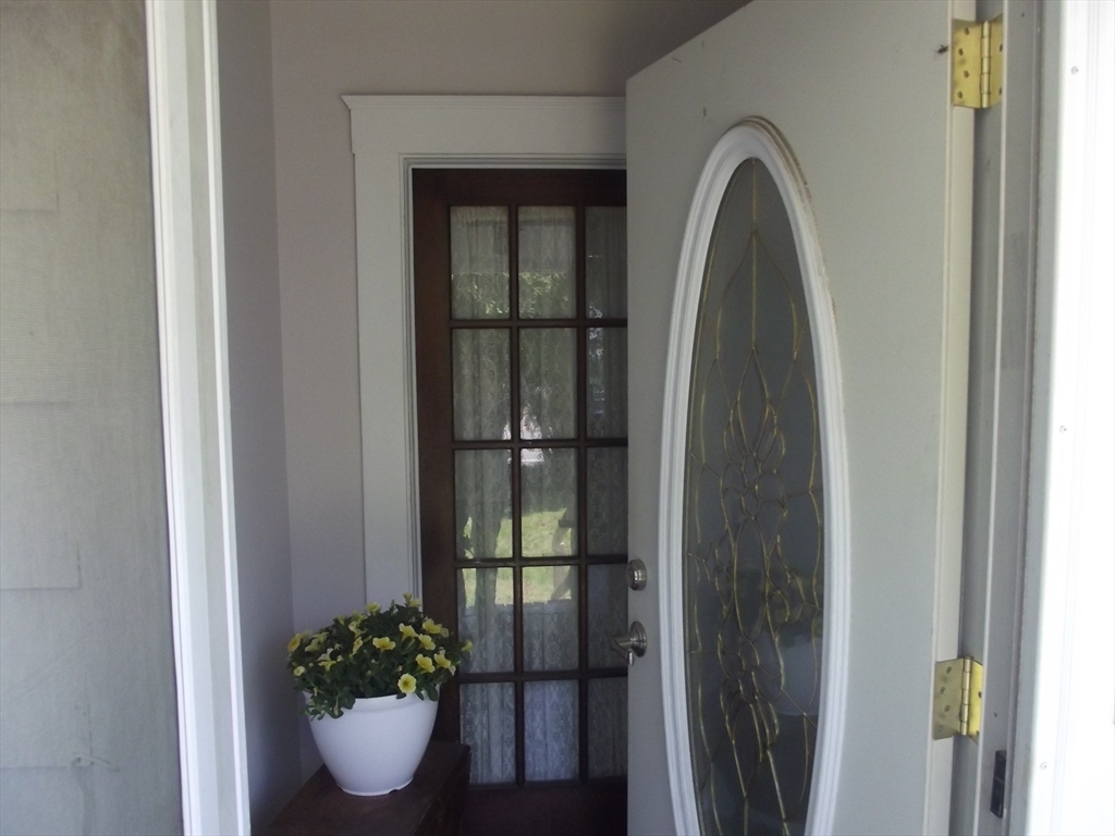 Property Photo: 286 Fisher St MA 02081