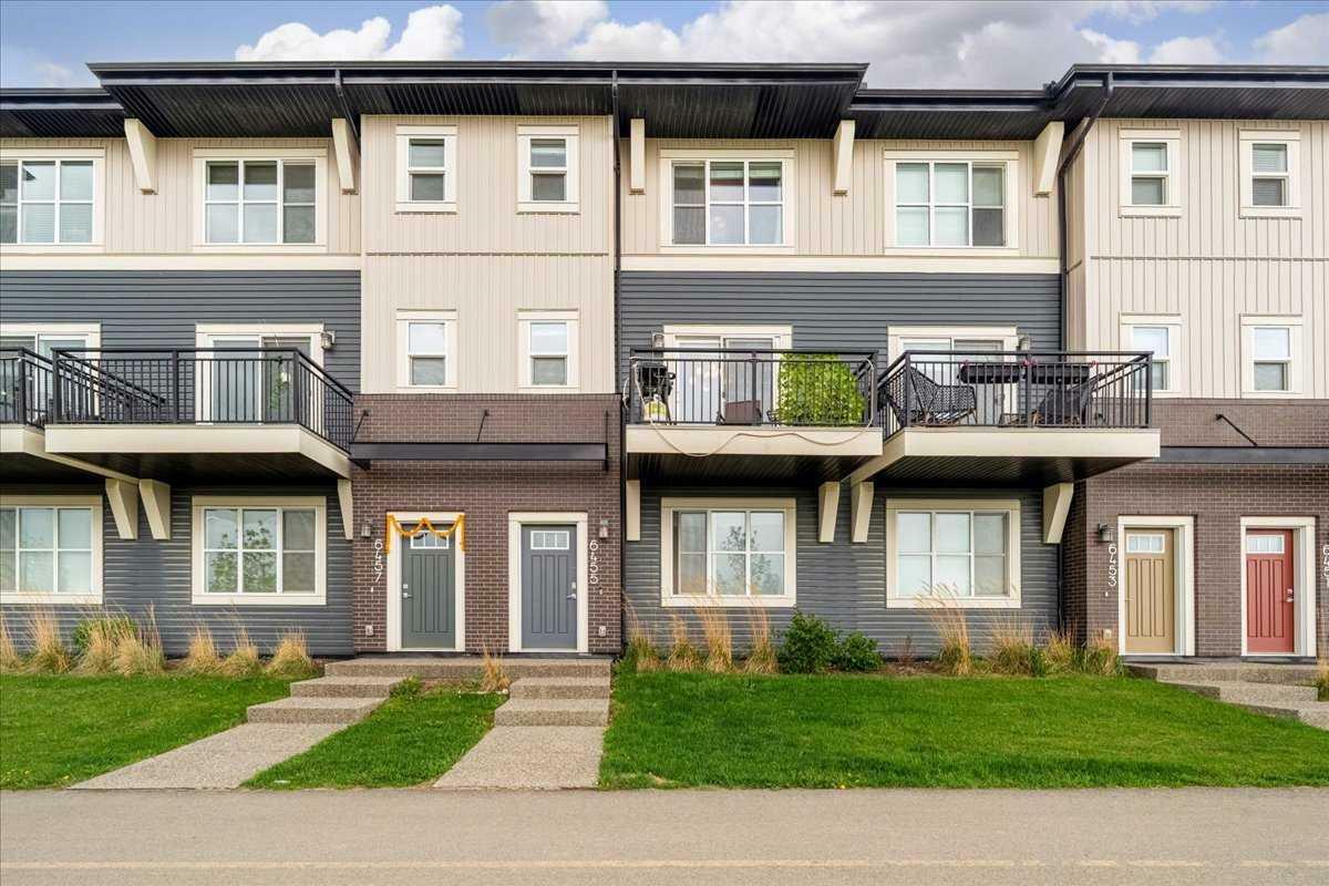 6455 128 Avenue NE  Calgary AB T3N 1E6 photo