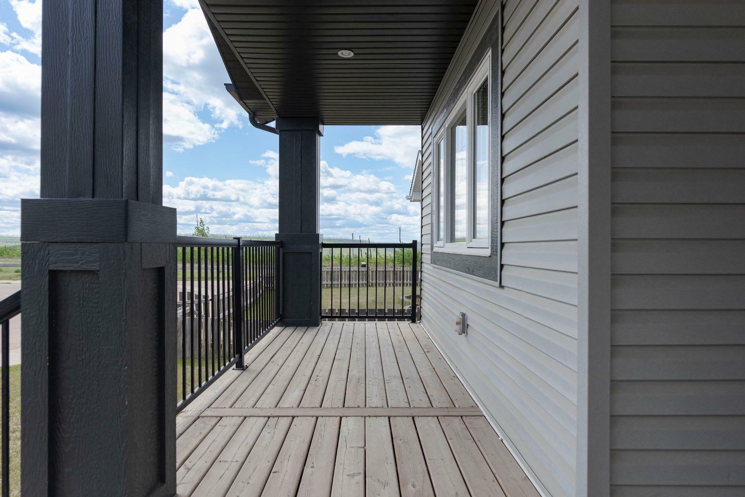 Photo de la propriété: 141 Roy Lane AB T9J 1L9