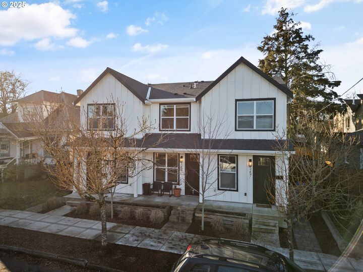 Property Photo: 5253 NE 32nd Pl OR 97211