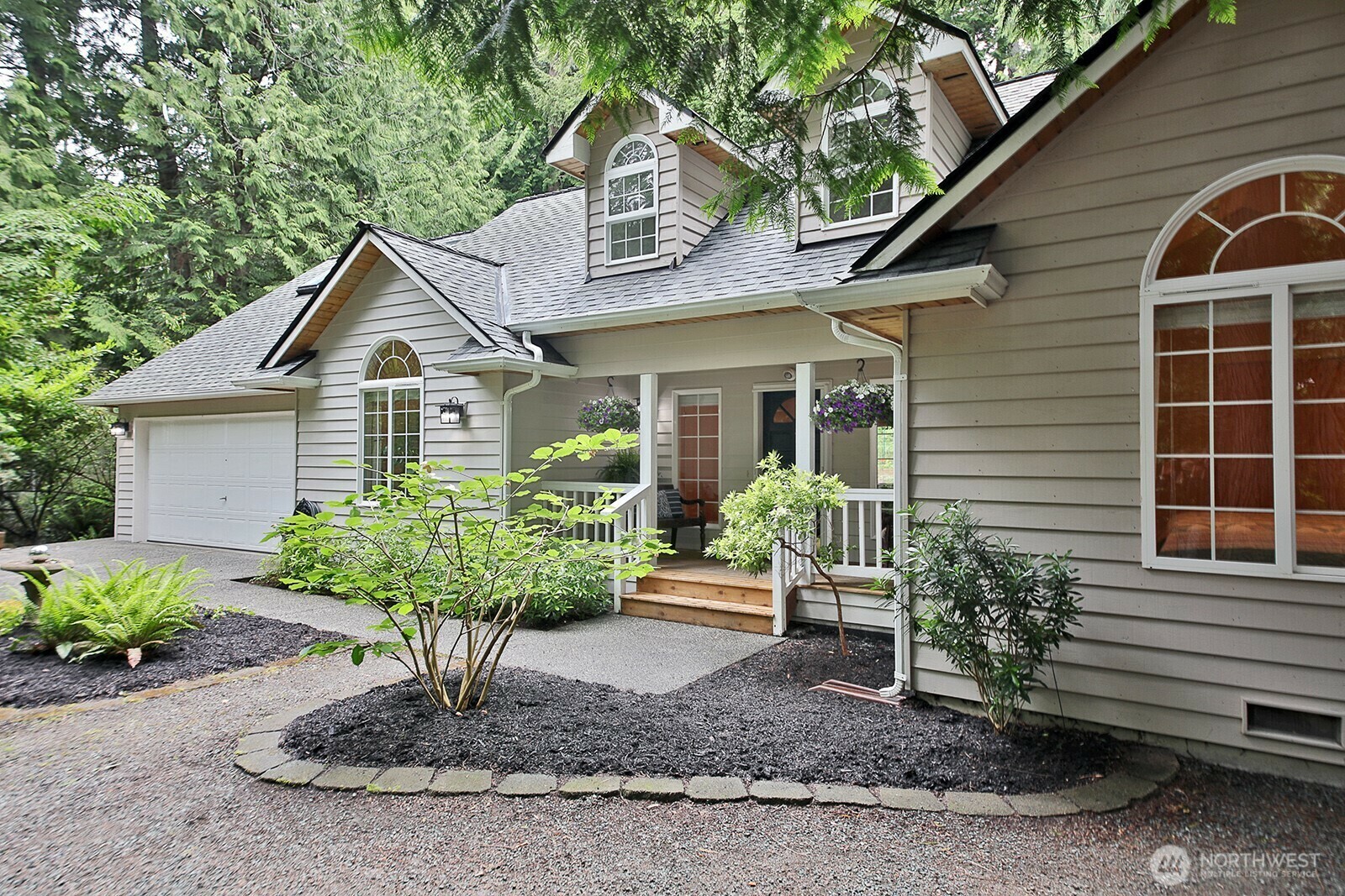 Property Photo: 1180 Cedar Circle WA 98260