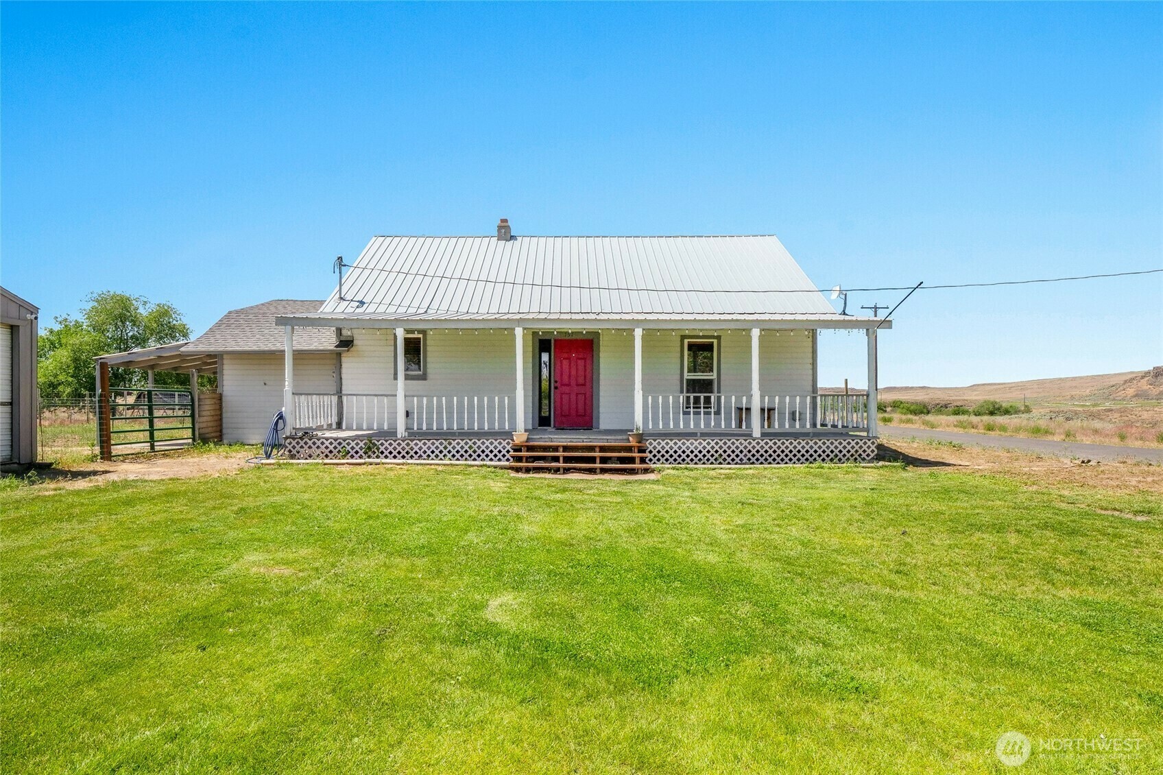Property Photo: 151 S White Street WA 98832