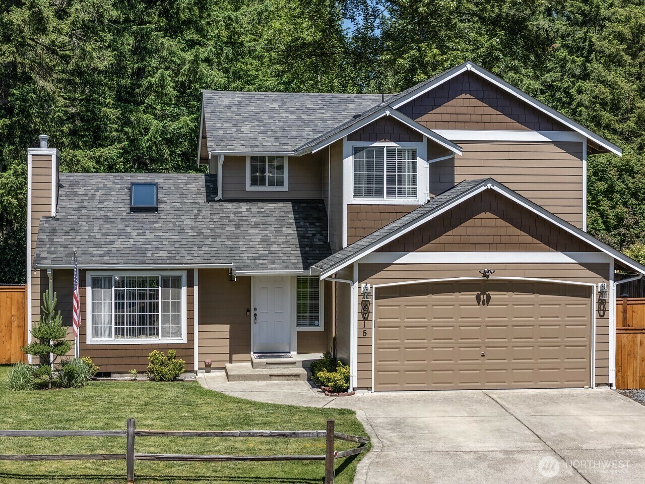 Property Photo:  4715  247th Street E  WA 98338 
