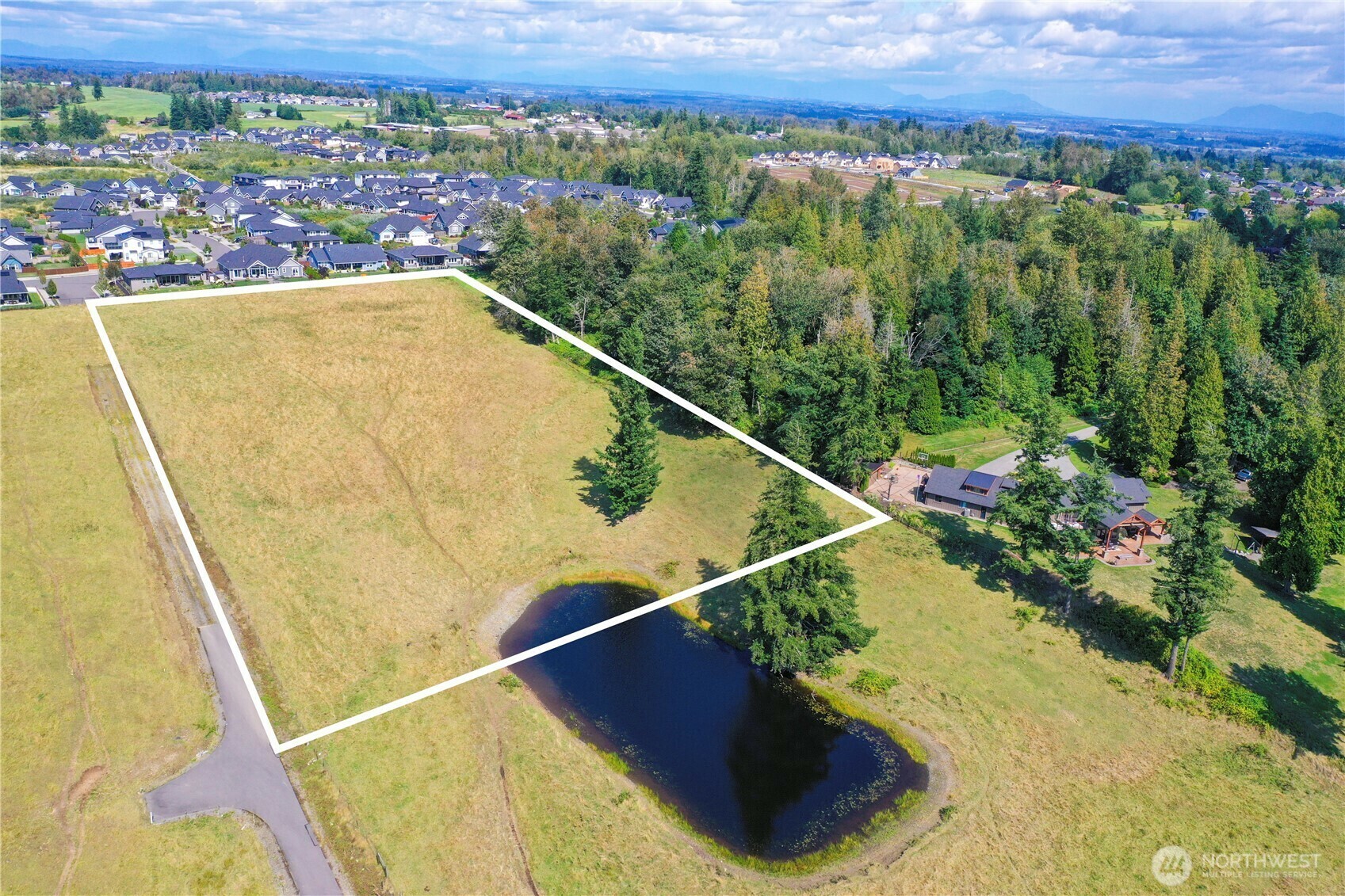 Property Photo: 5958 W 26th Crest WA 98248