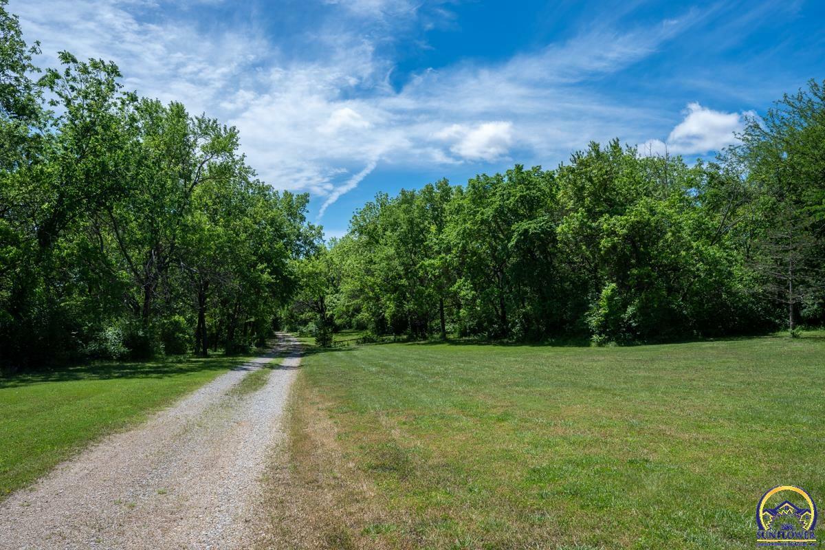 Property Photo: 9020 NW 35th St KS 66539