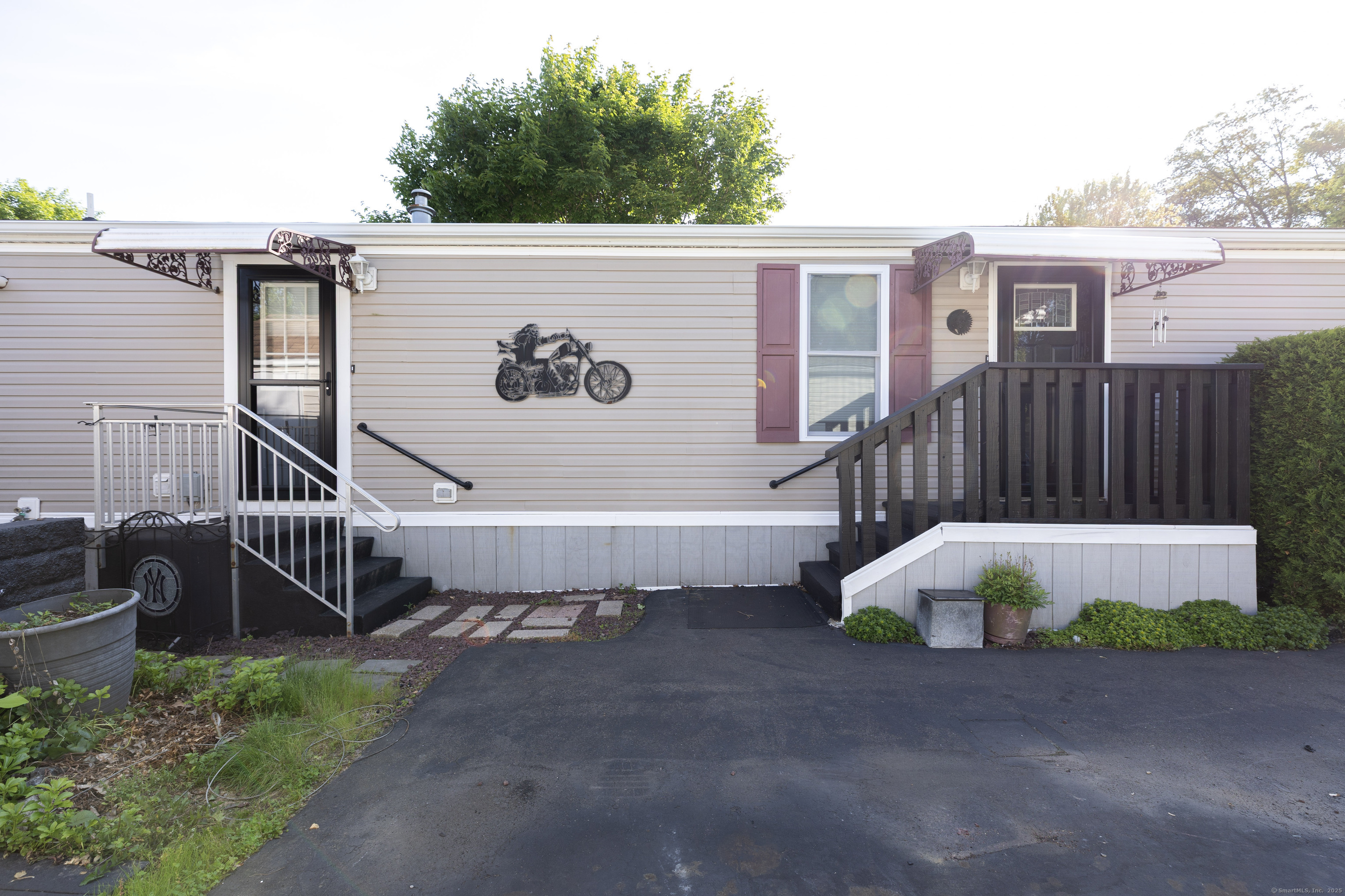 Property Photo: 24 Ella Circle CT 06460