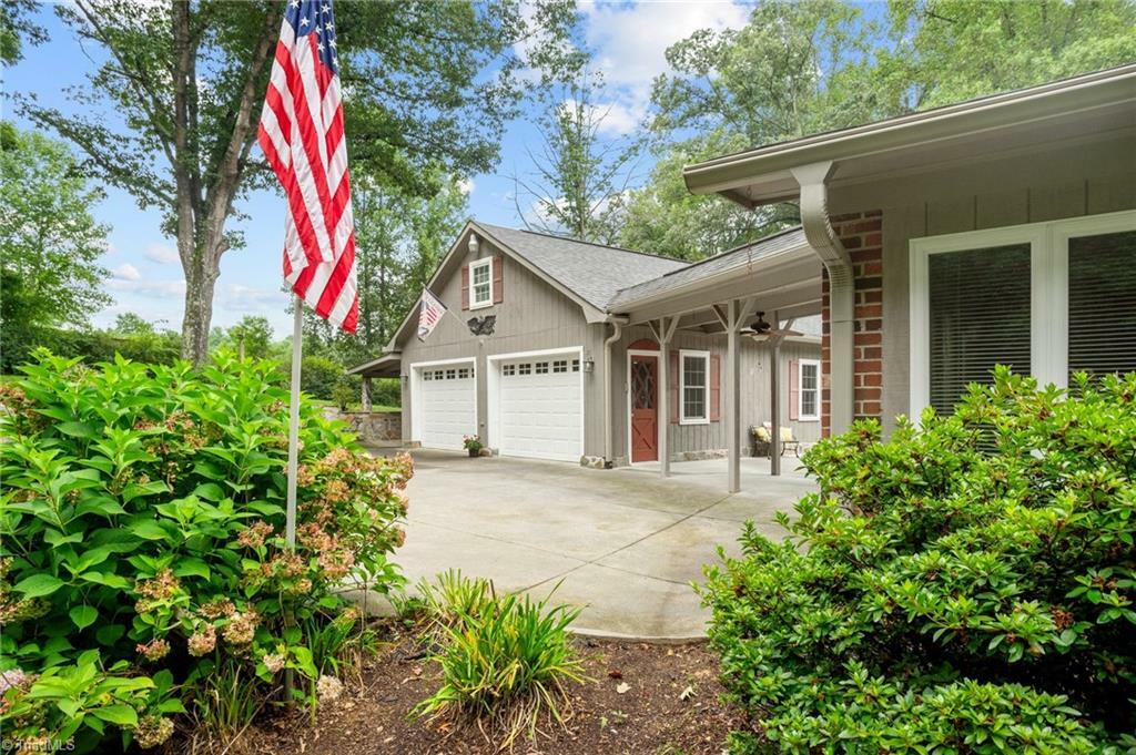 Property Photo: 134 English Primrose Lane NC 27017